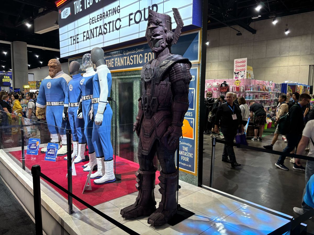 Galactus costume at SDCC