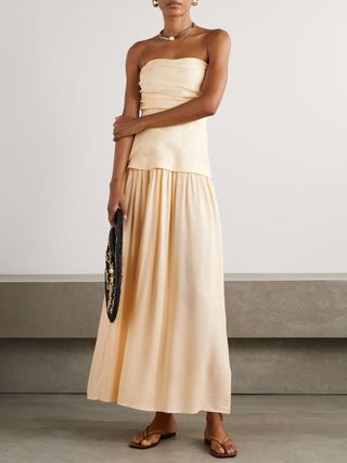 VH5KHmRrfqPgLqSGWgzPfS-320-80 6 2025 اتجاهات الموضة التي تم رصدها على F1 Wags في Grand Prix