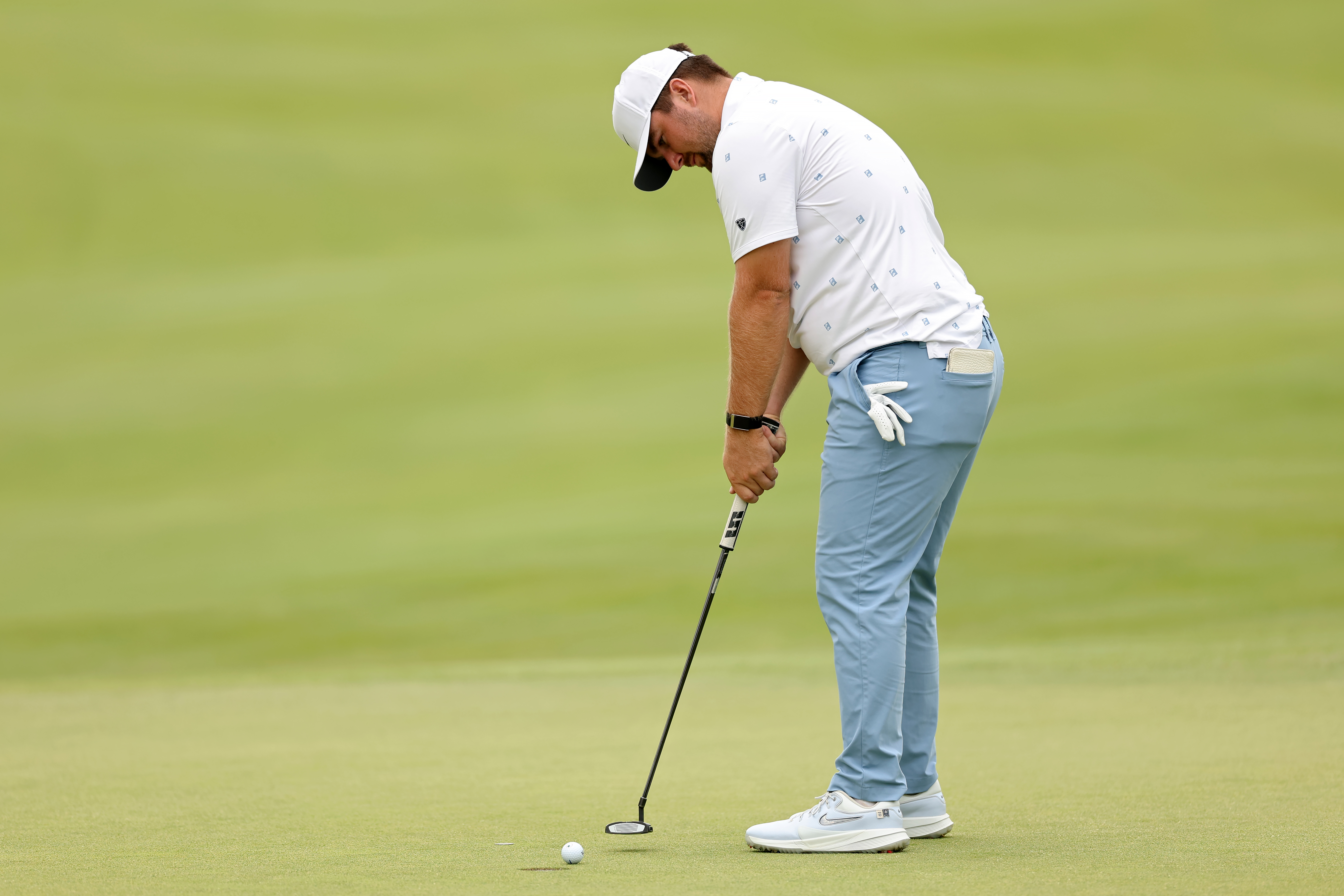 CROMWELL, CONNECTICUT - JUNE 27: Chris Gotterup of the United States putts on the 18th green during the third round of the Travelers Championship 2026 at TPC River Highlands