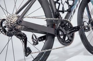 Shimano dura ace now comes with new chainring sizes