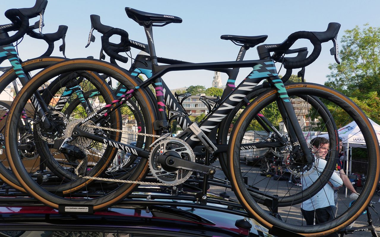 Tan wall tyres are complemented by the black finish and coloured highlights on the Canyon-SRAM bikes