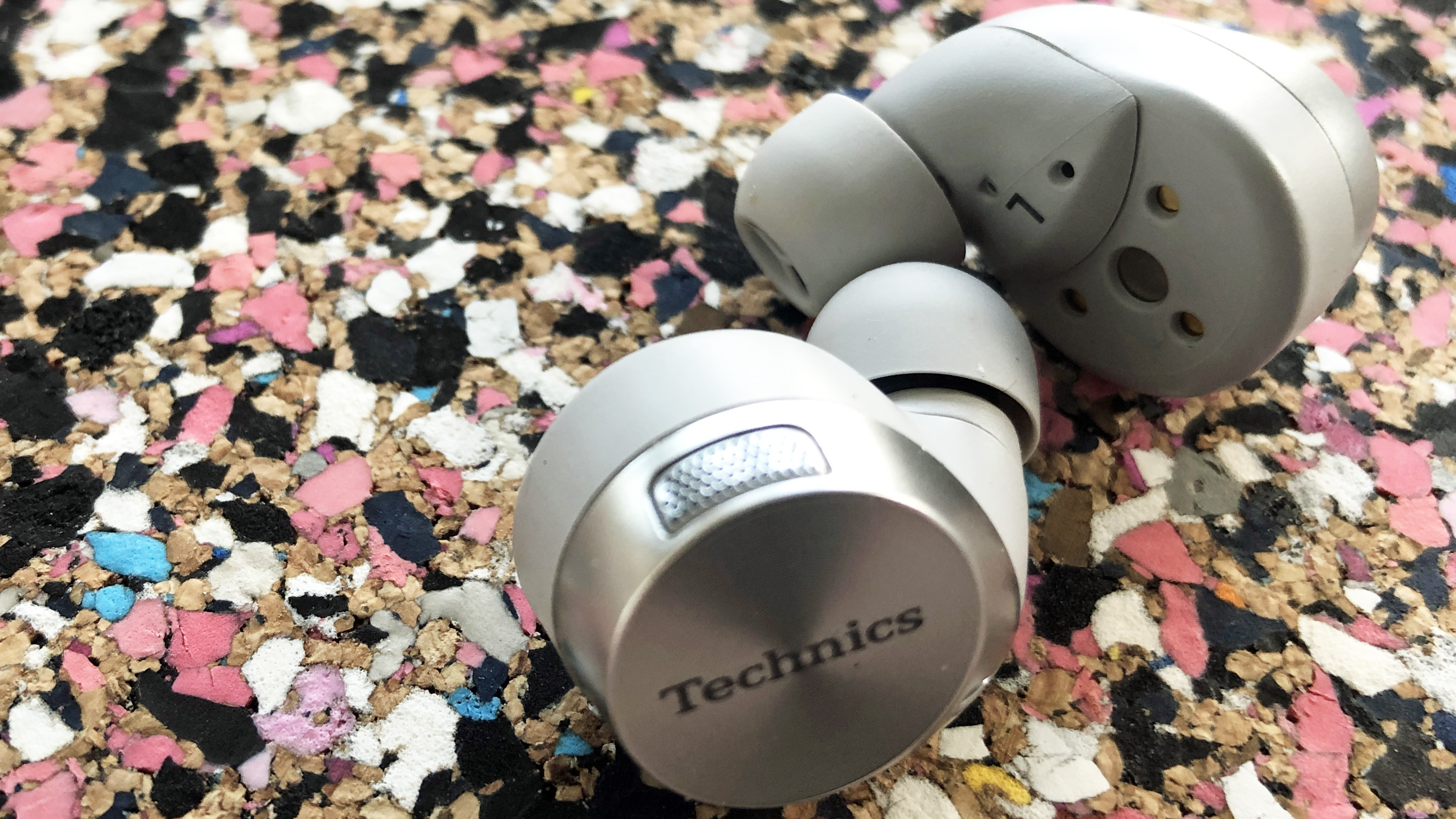 the technics eah-az60 true wireless earbuds