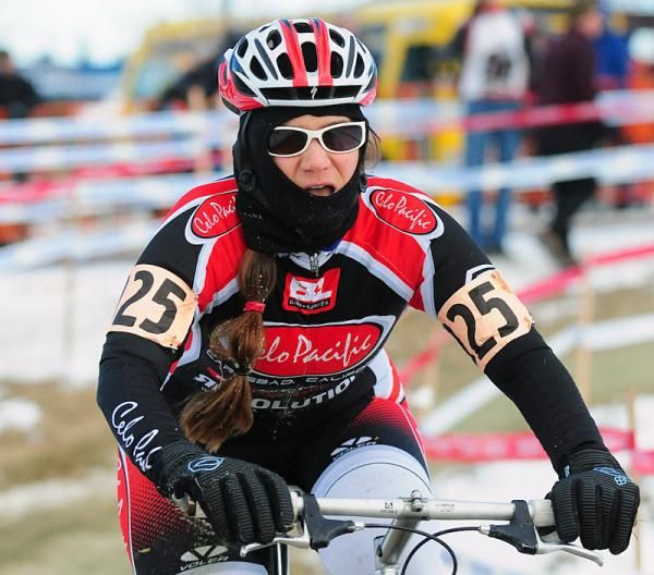 Annette Padilla (Celo Pacific) is the only woman in the race.