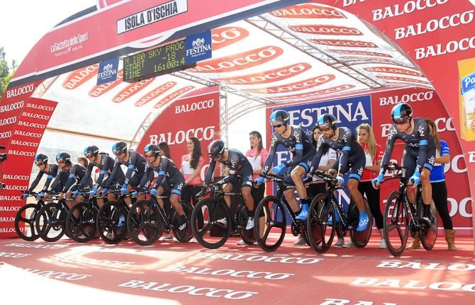 Team Sky at the start