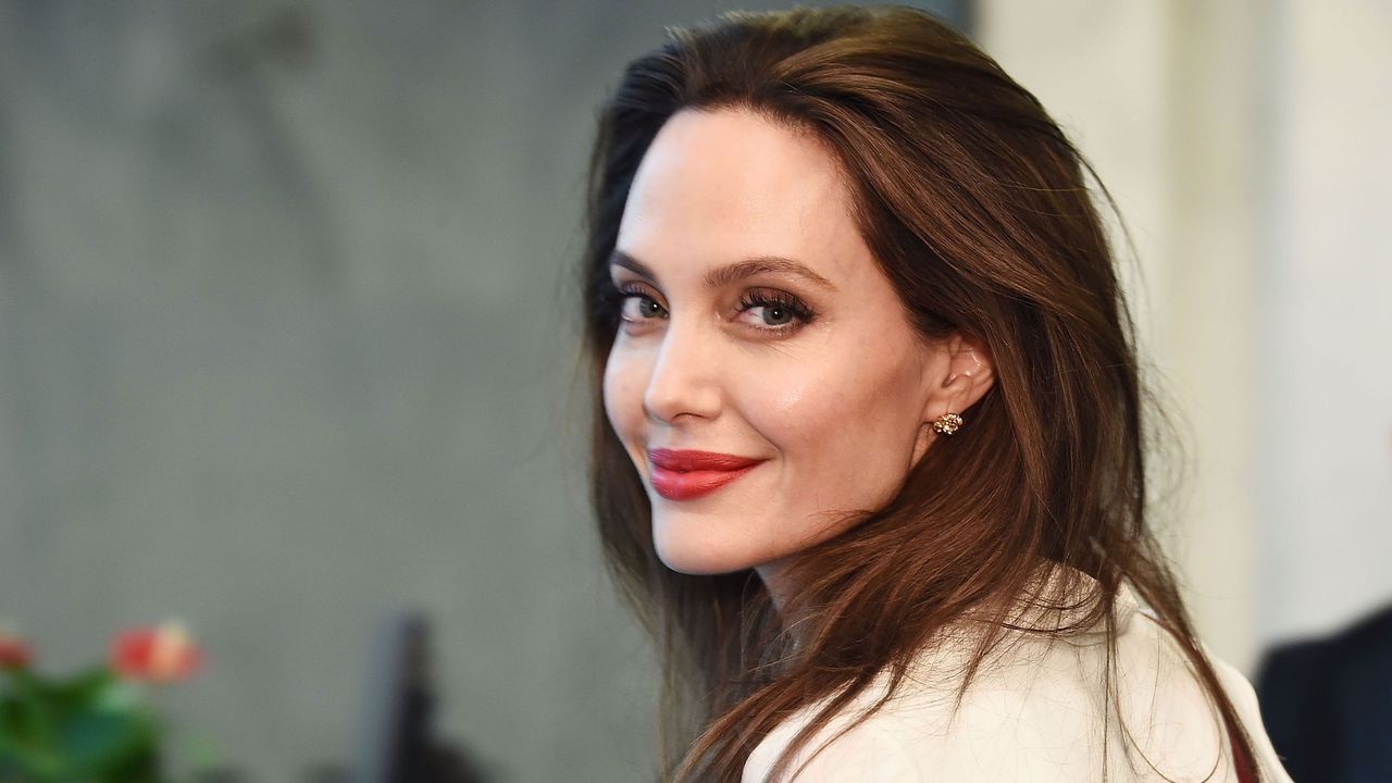 Angelina Jolie