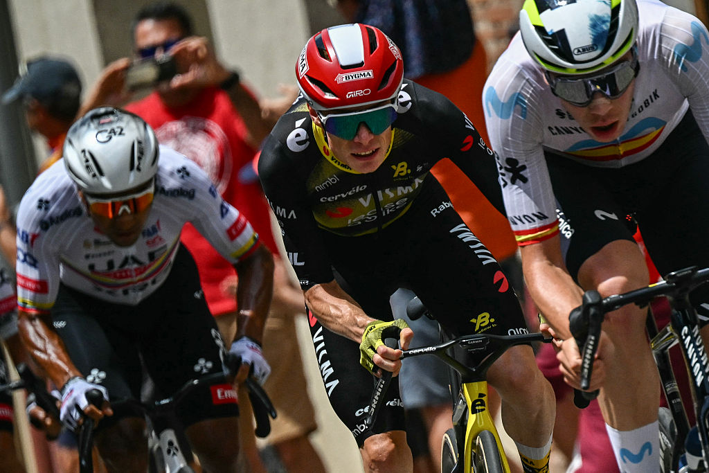 'It was all a bit chaotic' - Visma-Lease a Bike and Jonas Vingegaard have hectic start to Tour de France stage 15 after Dane delayed by mass crash behind Tadej Pogačar