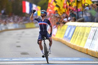 LEUVEN BELGIUM SEPTEMBER 26 Julian Alaphilippe of France celebrates at finish line as race winner during the 94th UCI Road World Championships 2021 Men Elite Road Race a 2683km race from Antwerp to Leuven flanders2021 on September 26 2021 in Leuven Belgium Photo by Luc ClaessenGetty Images