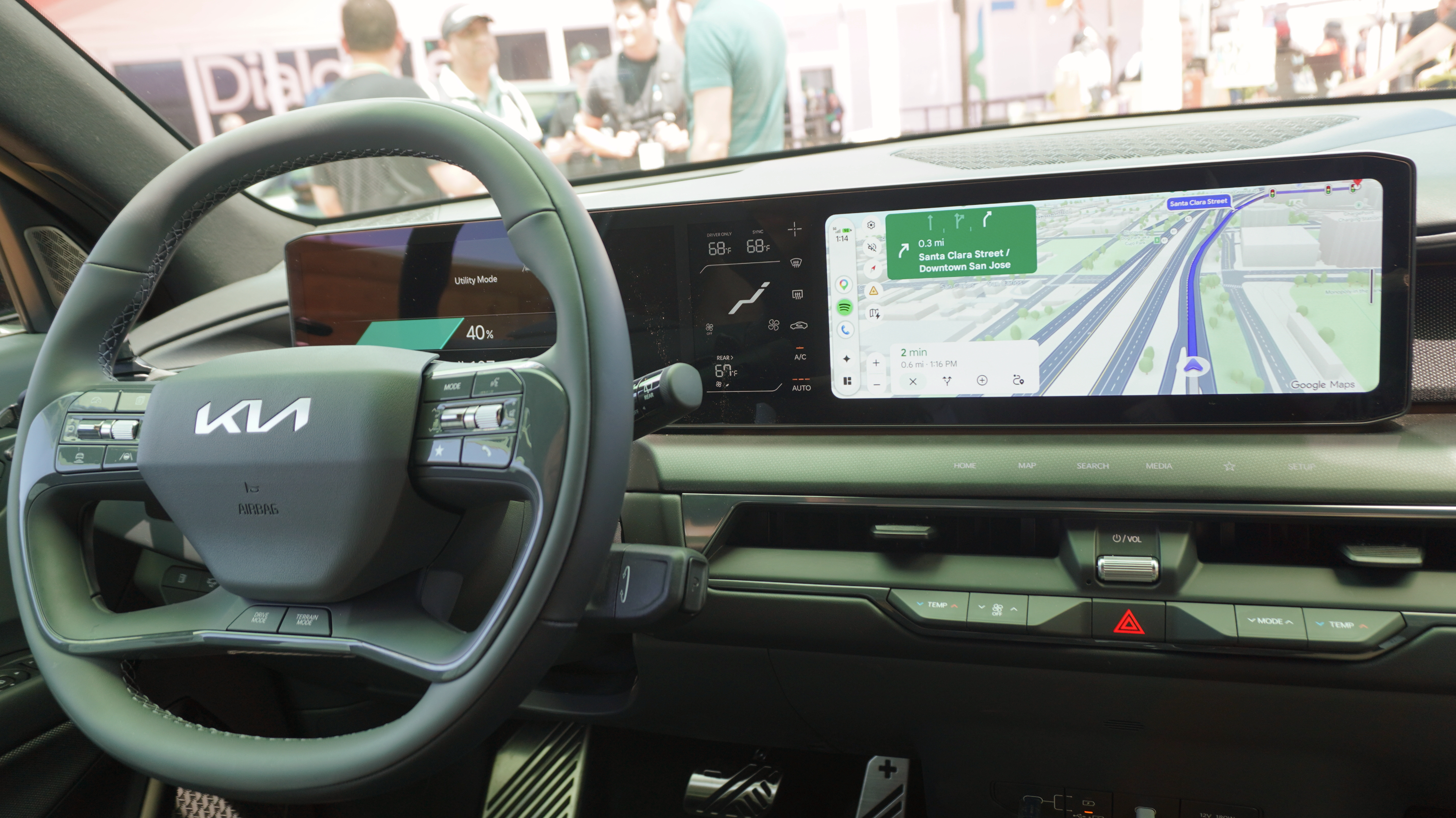 I just tested the next-generation of Android Auto, and it&rsquo;s a huge leap forward that embarrasses Apple CarPlay