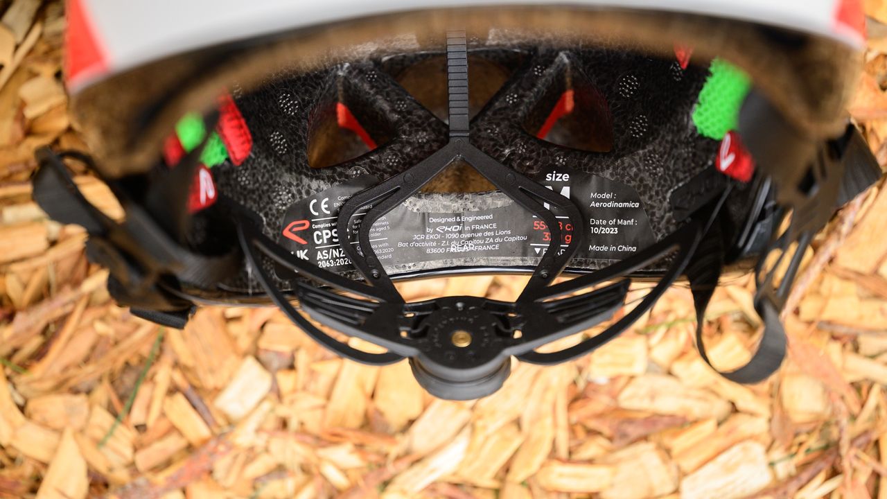 EKO&Iuml; Aerodinamica rear cradle detail