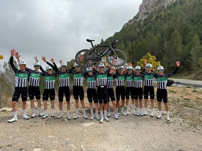 ColOQuick riders at the top of the climb