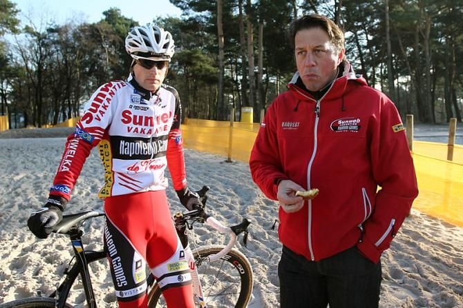 Kevin Pauwels (Sunweb-Napoleon Games) with former world and Belgian national 'cross champion Mario De Clercq.