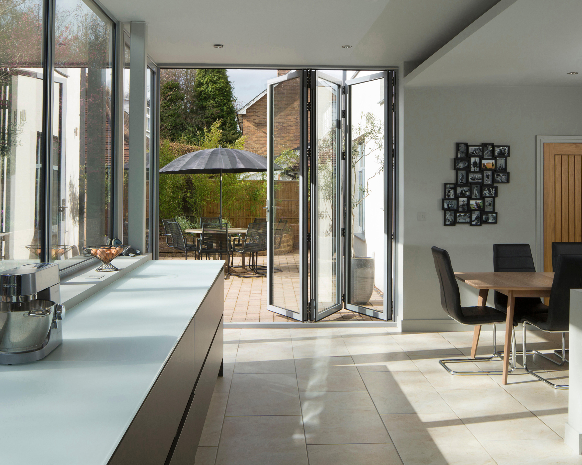 How much do bi-folding doors cost on average in the UK? | Real Homes