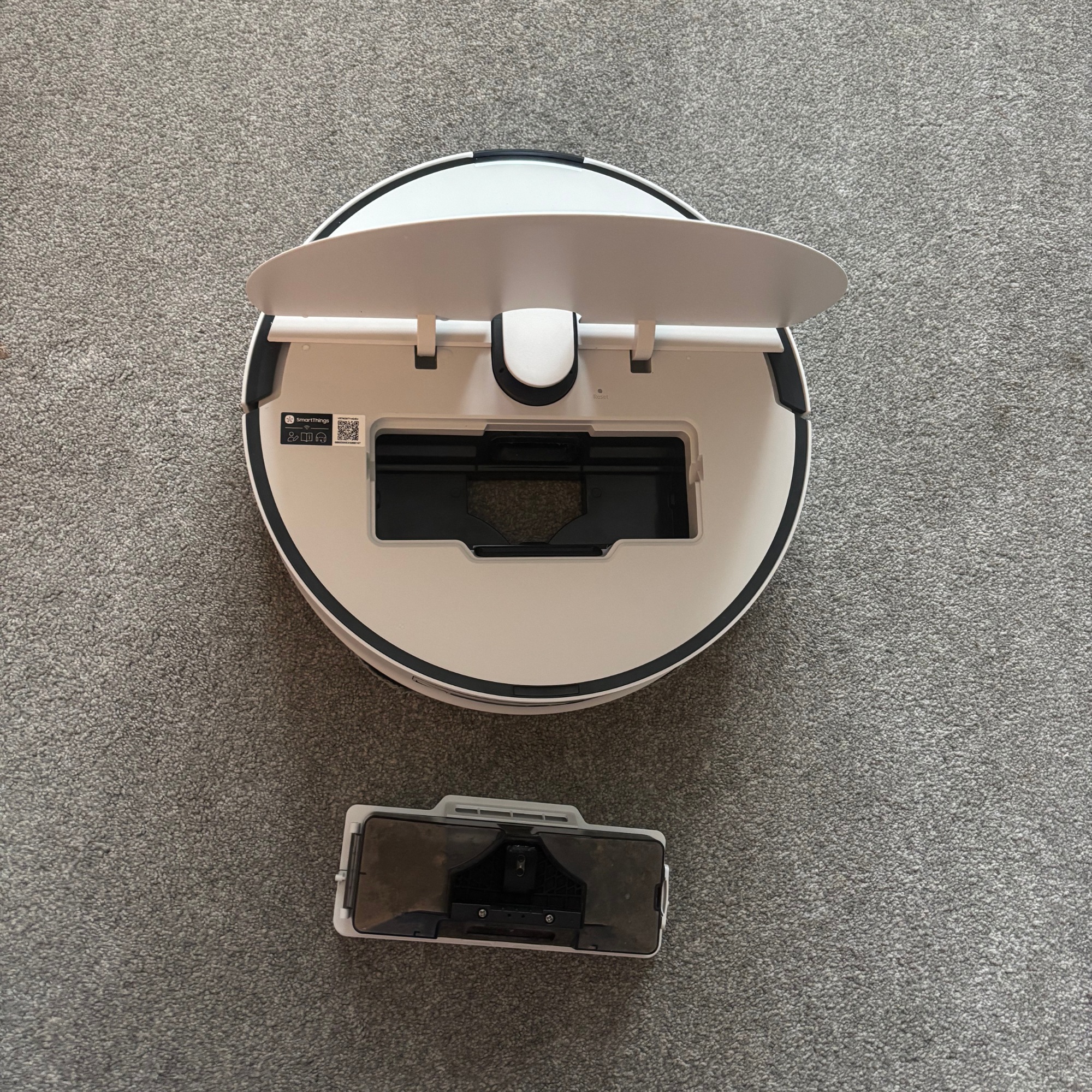 Samsung Bespoke Jet Bot Combo robot lid open and dustbin filter removed