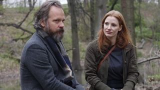 Peter Sarsgaard and Jessica Chastain in Memory