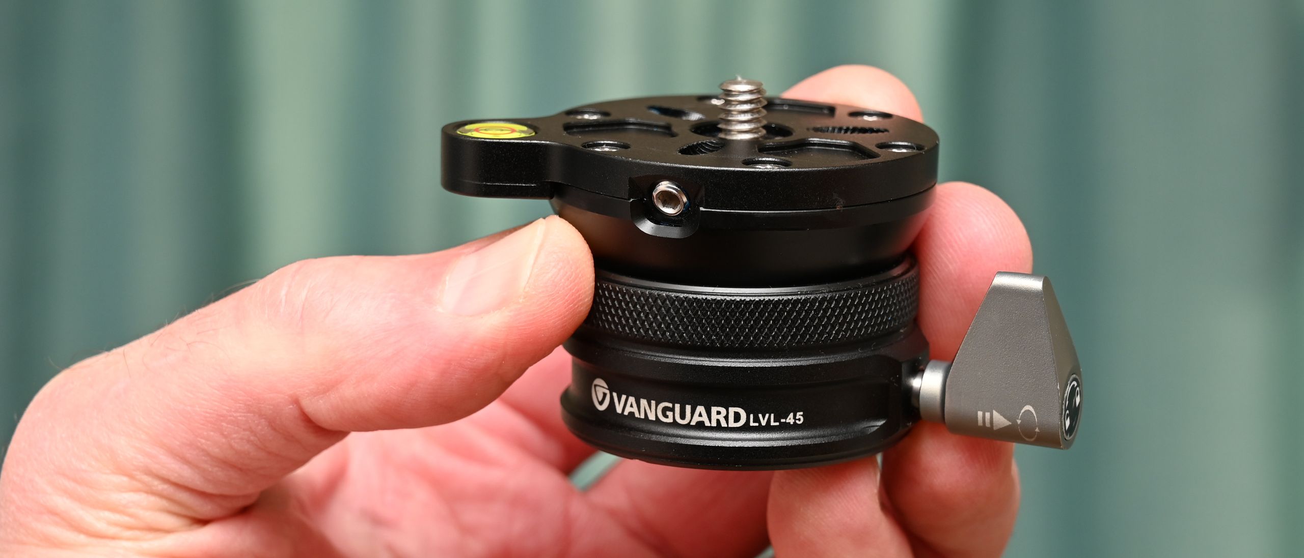 Vanguard LVL Universal Tripod Levelling Adapter review: coming in one ...
