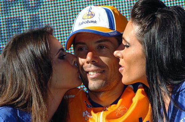 More kisses for Freire