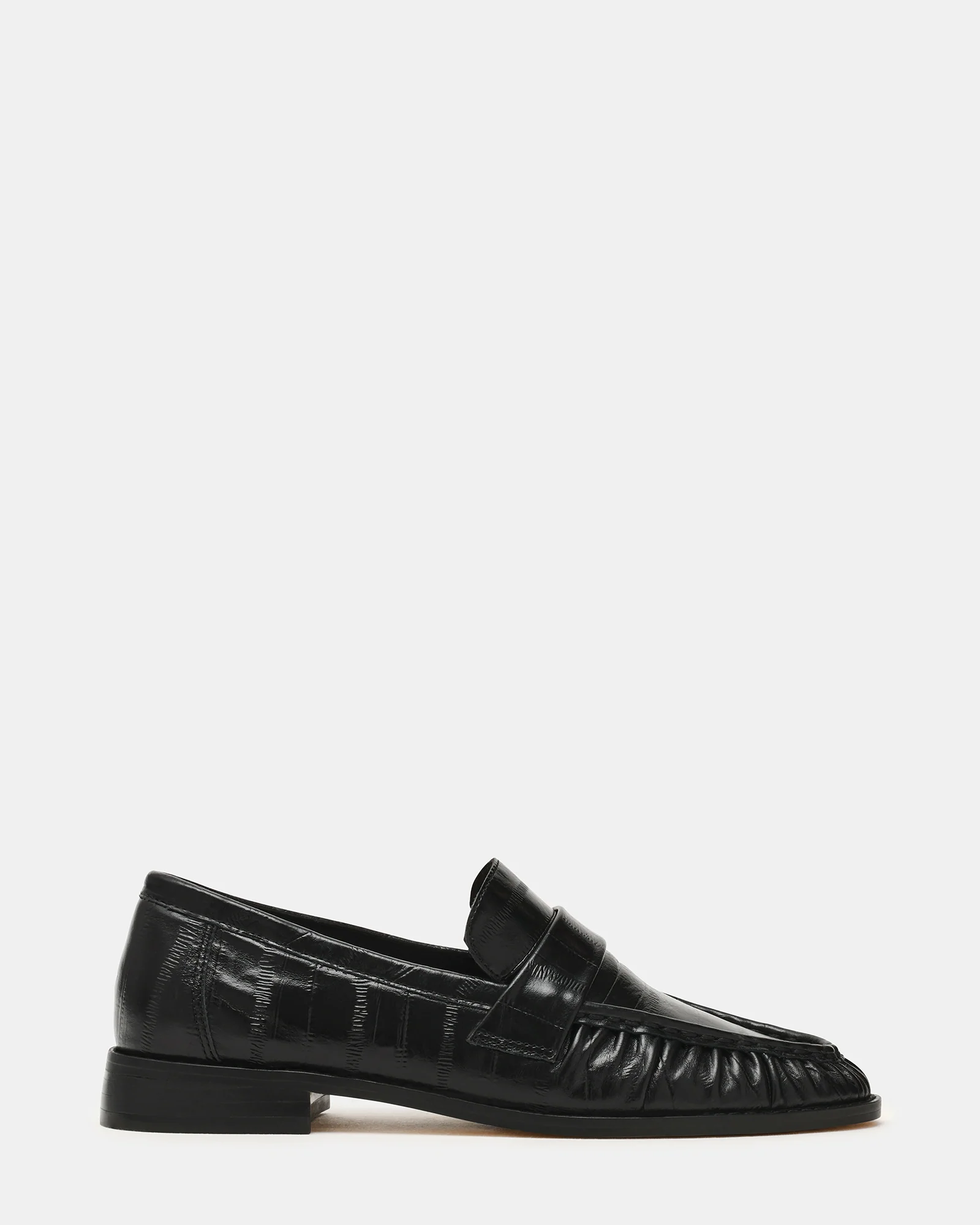 STEVE MADDEN, Ronie Scrunched Loafer