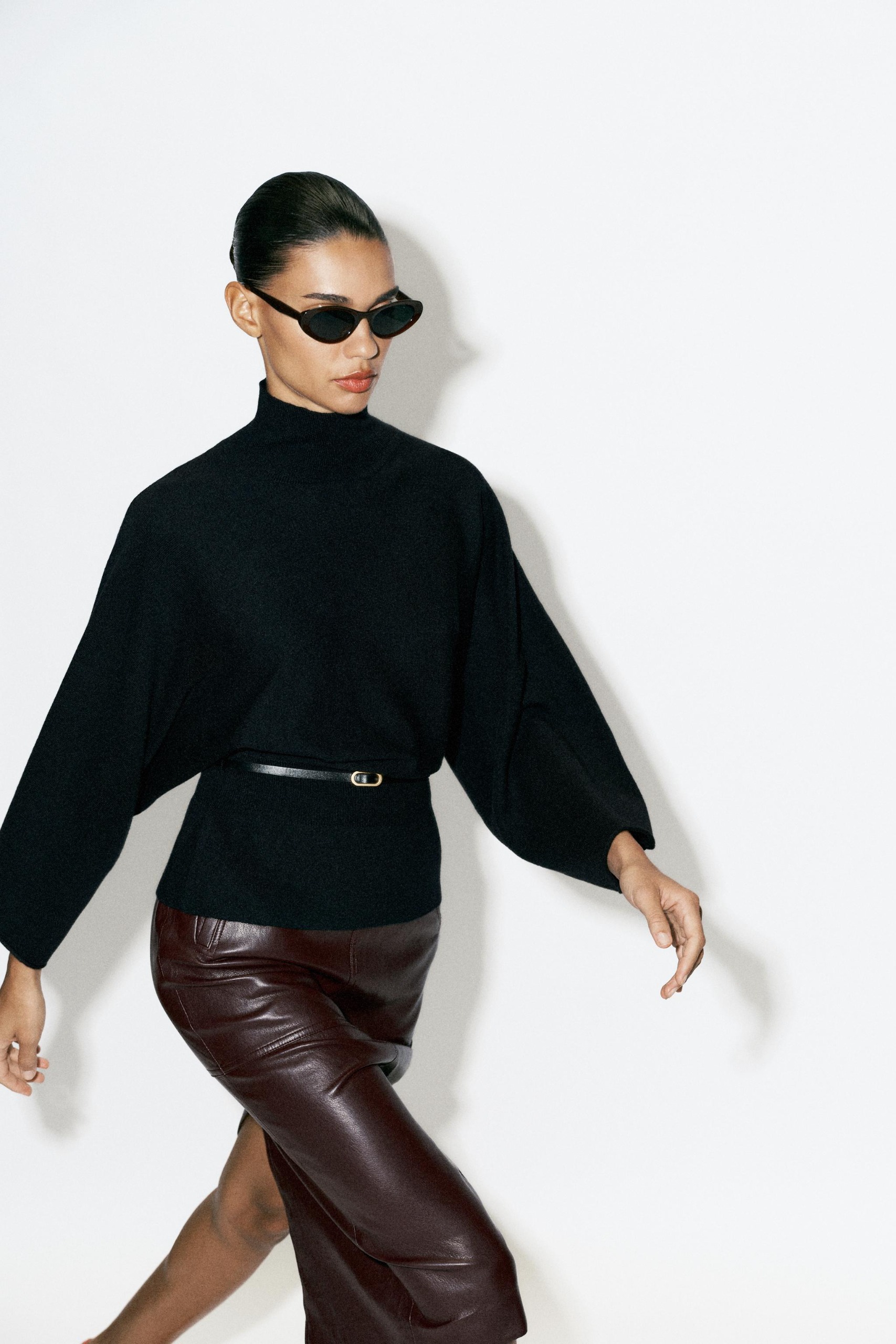 Knit Jumper With Belt - Black - S