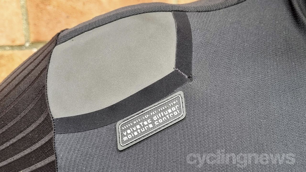 Assos Dyora Spring/Fall Jacket