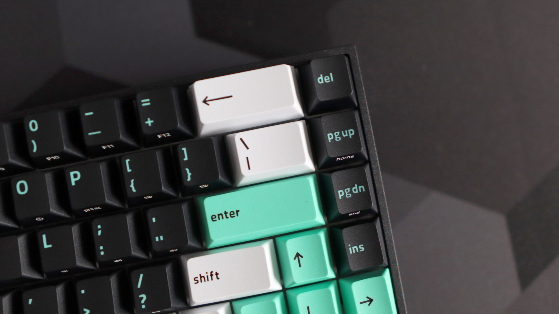 Razer Reclusa X Mini 65% keyboard on a desk