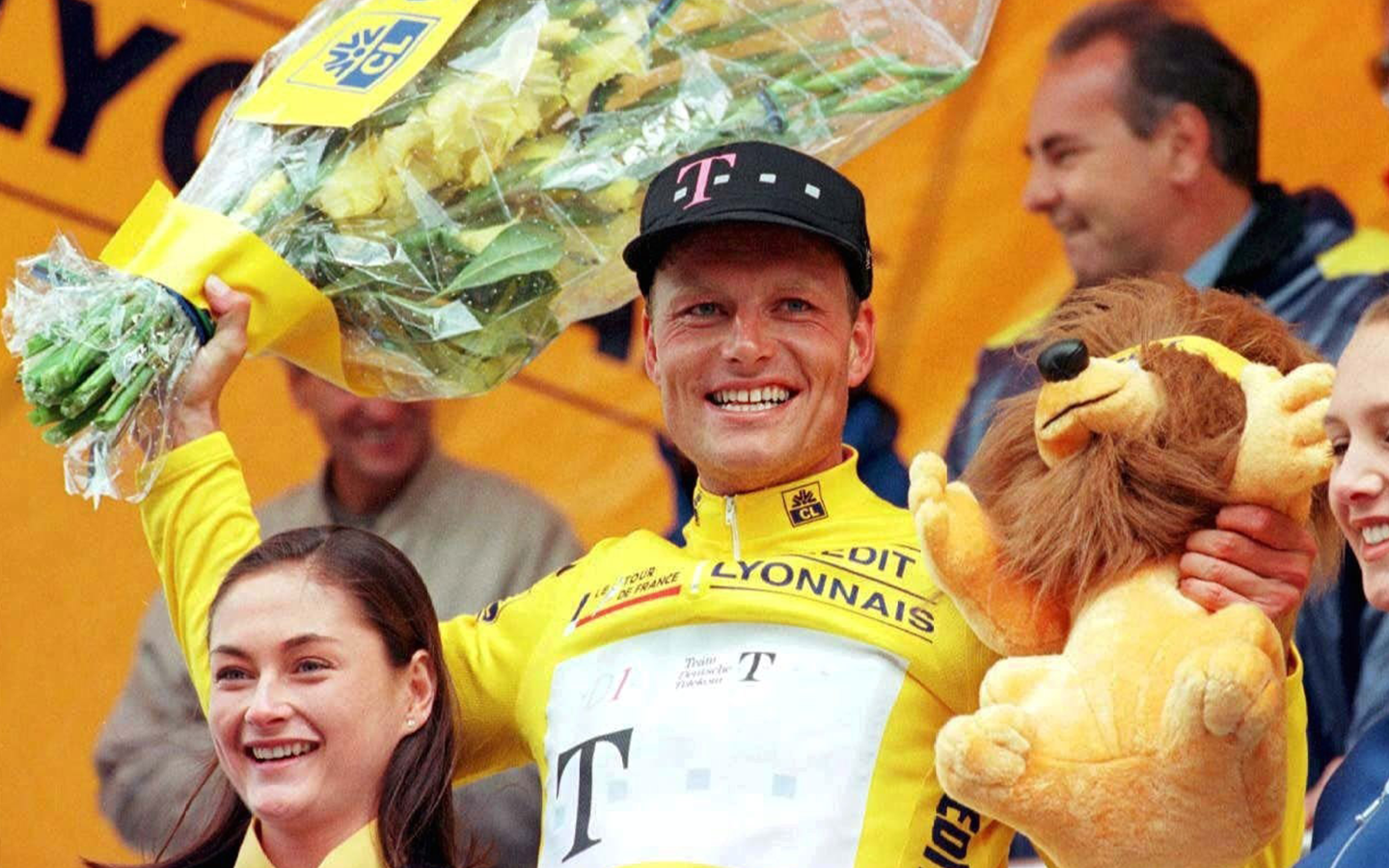 FRANCE - JULY 08: RAD: TOUR DE FRANCE 1996 Sestriere, 8.7.96, Tagessieger Bjarne RIIS/ DEN (Photo by Ruediger Fessel/Bongarts/Getty Images)
