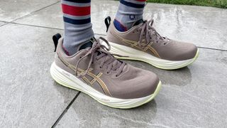 Asics Gel-Cumulus 27