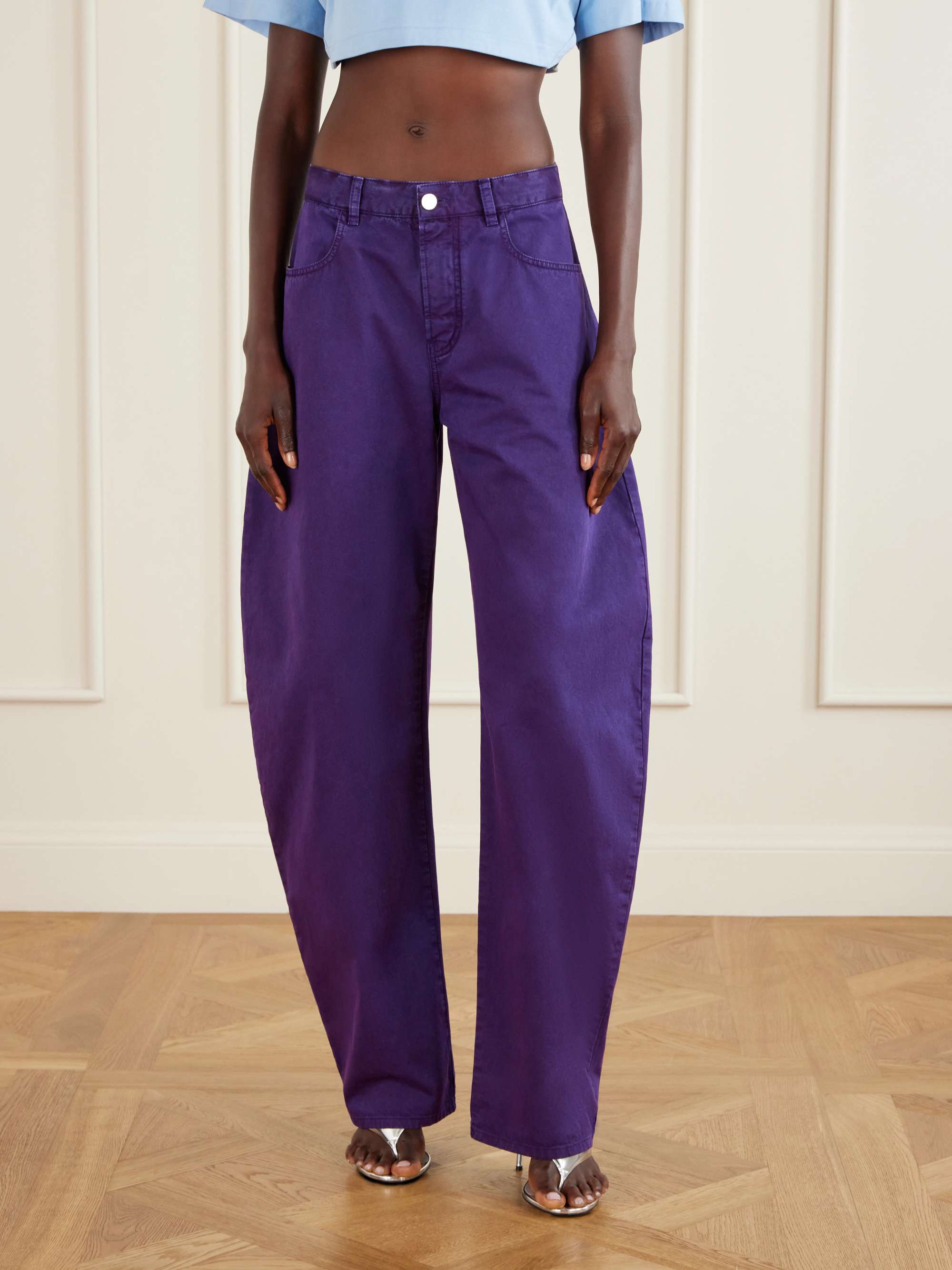 Mid-Rise Wide-Leg Jeans