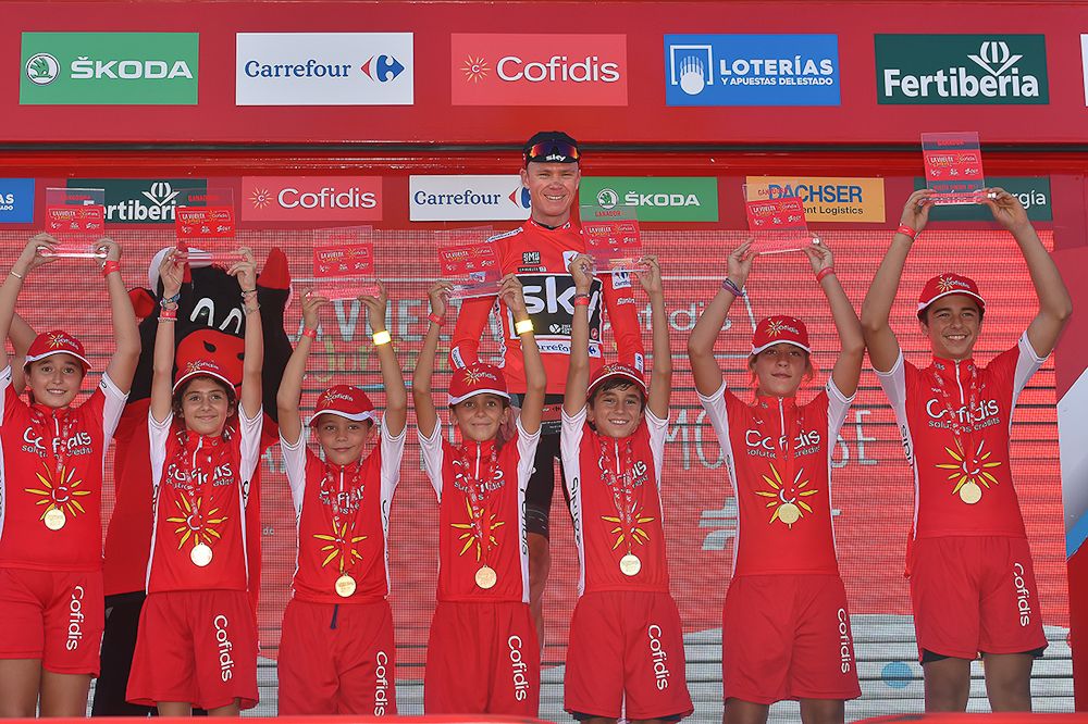 Chris Froome (and guests) in red after stage 6 at the Vuelta