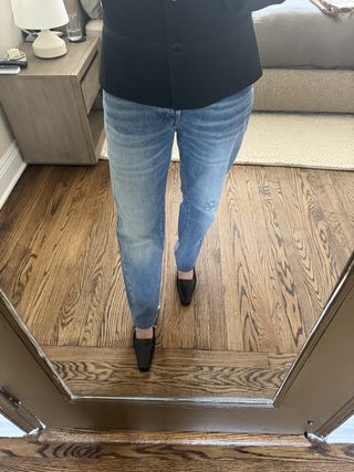 Nikki wearing Madewell jeans.