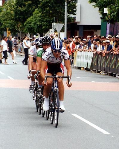 Mark Roland leads the winning break
