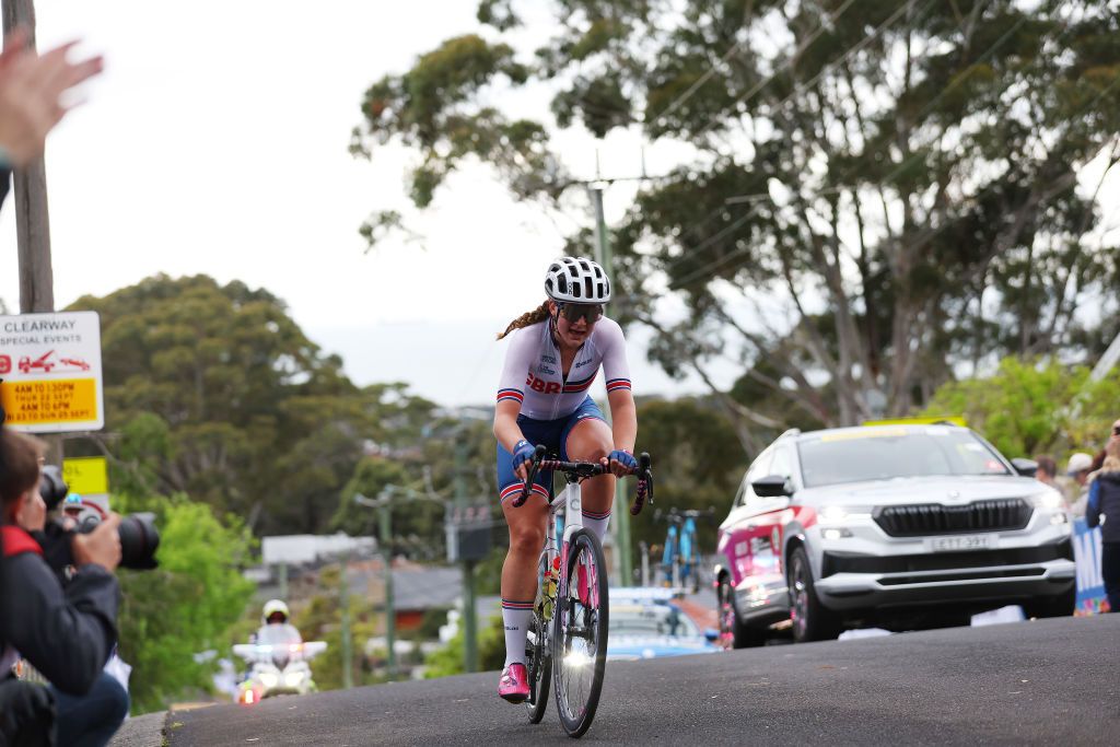 WOLLONGONG AUSTRALIA SEPTEMBER 24 Zoe Backstedt of United Kingdom competing in the breakaway during the 95th UCI Road World Championships 2022 Women Junior Road Race a 672km one day race from Helensburgh to Wollongong Wollongong2022 on September 24 2022 in Wollongong Australia Photo by Con ChronisGetty Images