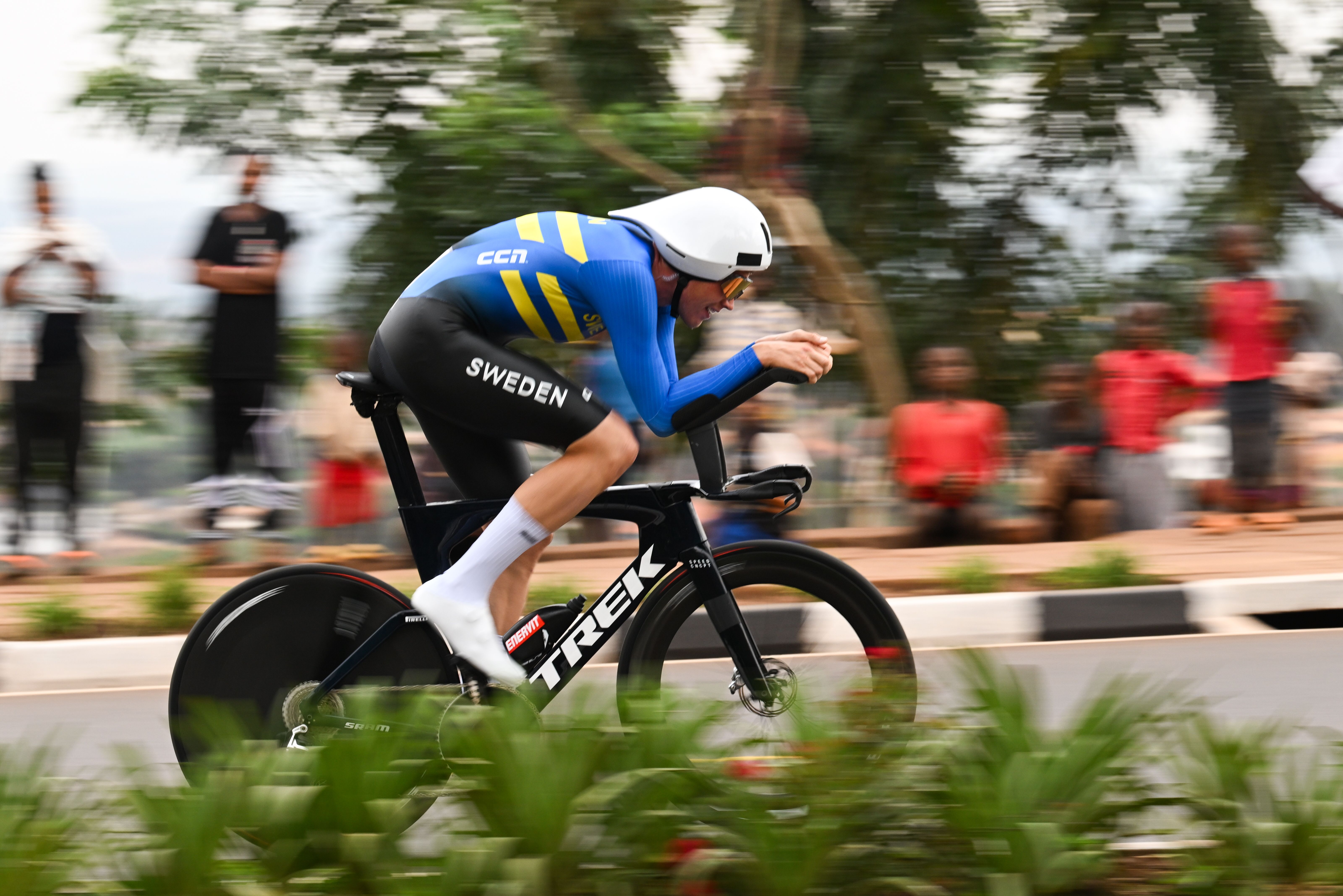 Road World Championships: Jakob Söderqvist dominates under-23 men's time trial to earn title and the gold for Sweden