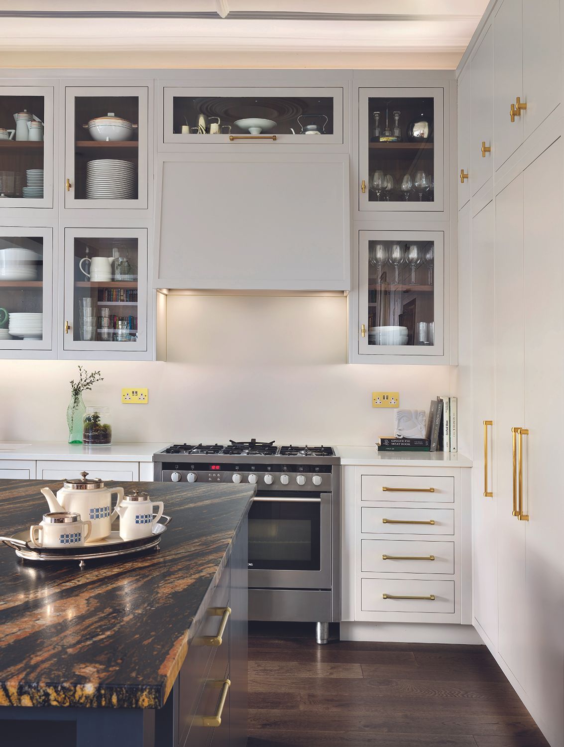 How to create more storage in a small kitchen Livingetc
