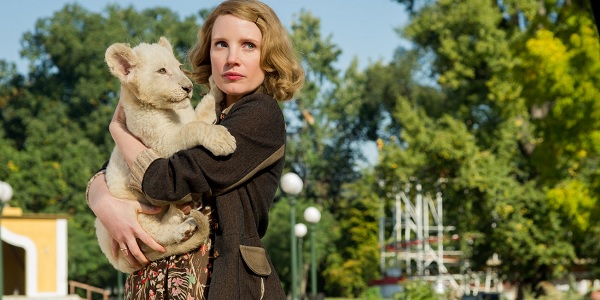 The Zookeeper&#039;s Wife Jessica Chastain Lion Cradling