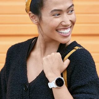 Garmin Vivoactive 4s Smartwatch