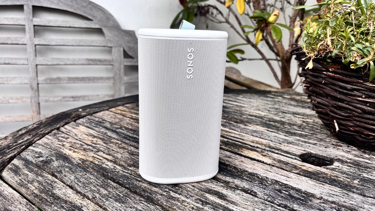 Sonos Play wireless speaker