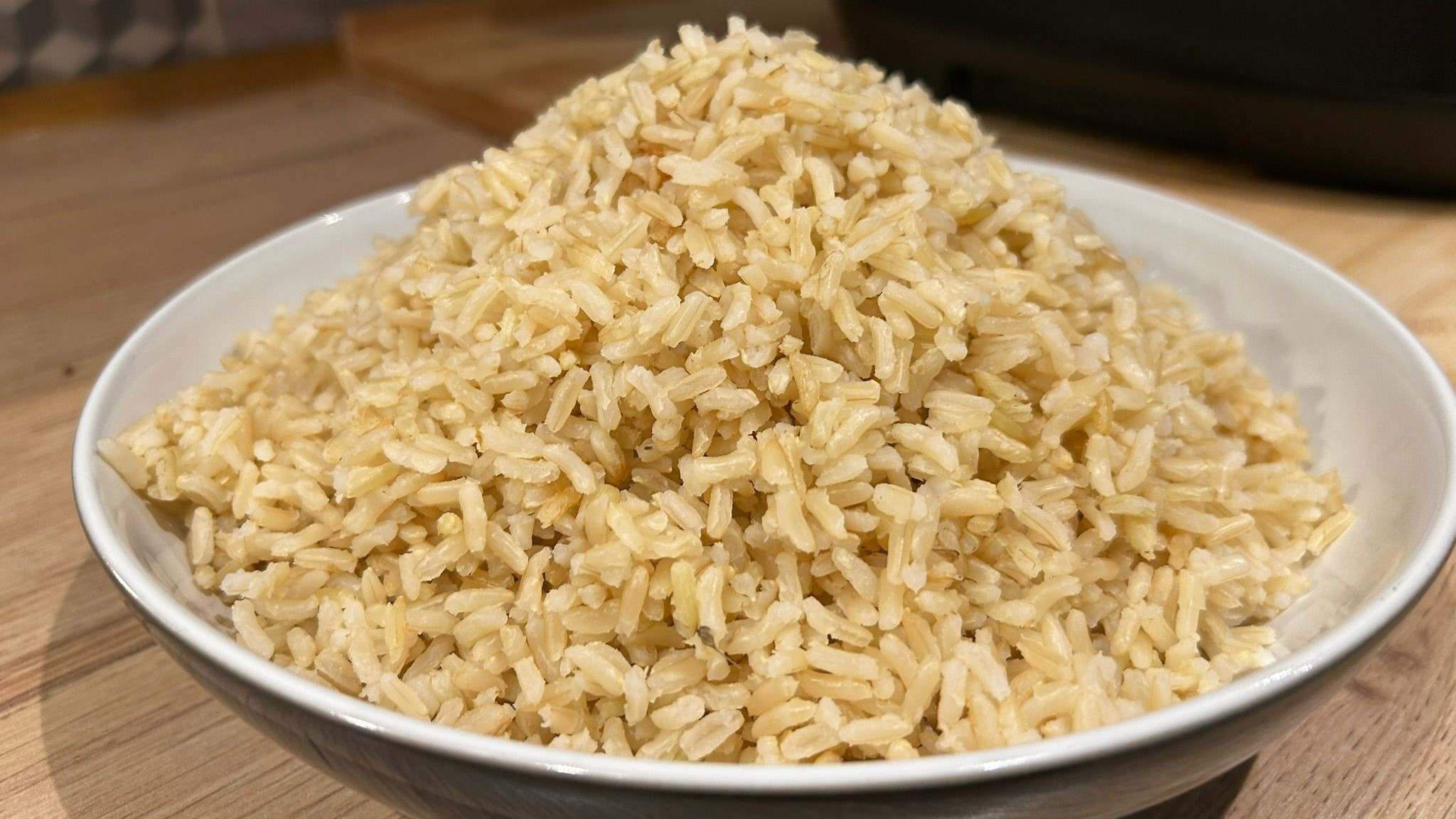 Dry brown rice prepared using Cosori 5L Rice Cooker