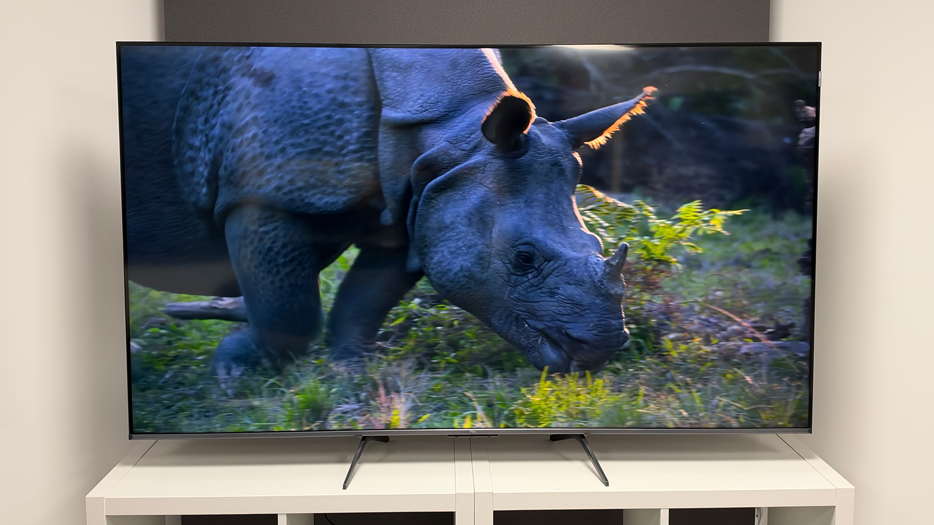 TCL P8L TV