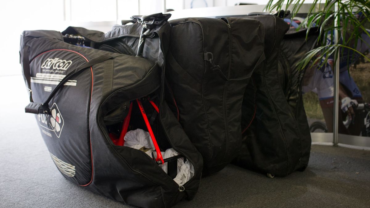 Another look at the packing techniques of FDJ