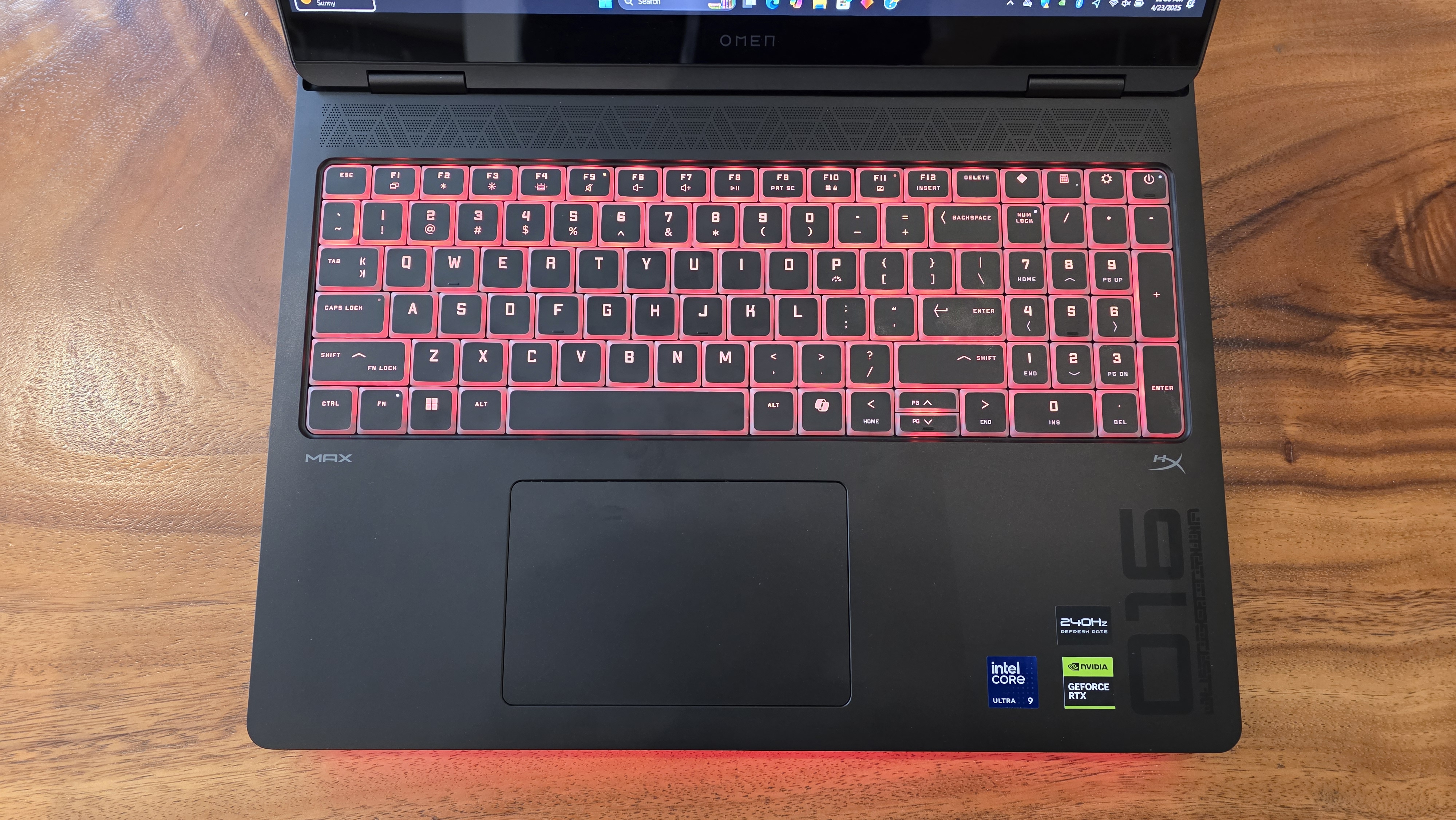 HP Omen Max 16