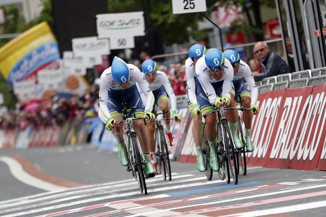 Orica-GreenEdge wins the Giro opener