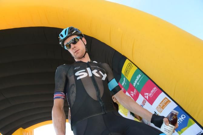 Bradley Wiggins (Sky) has signed on for stage 4 at the Tour of Poland
