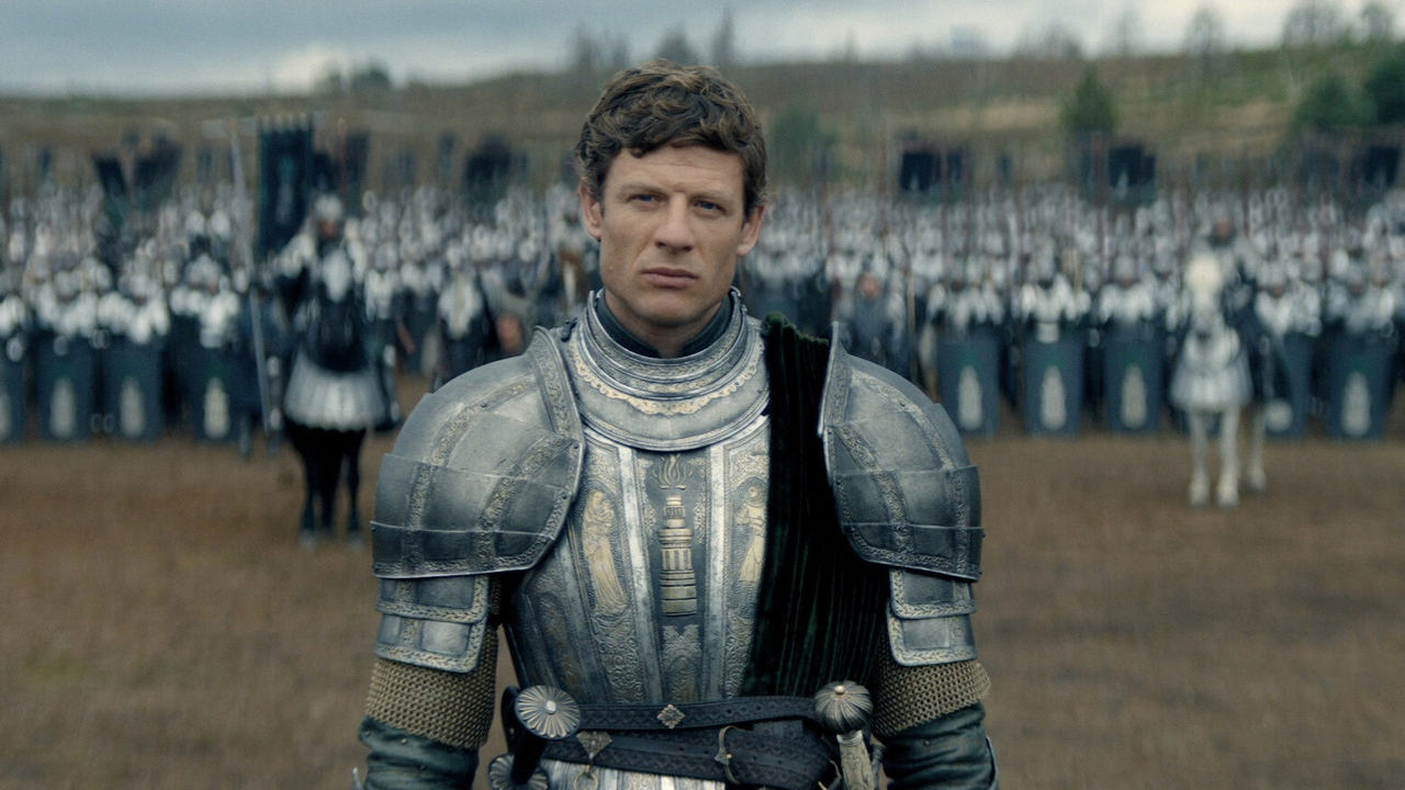 Ormond Hightower wearing his armor and standing in front of an army in House of the Dragon season 3