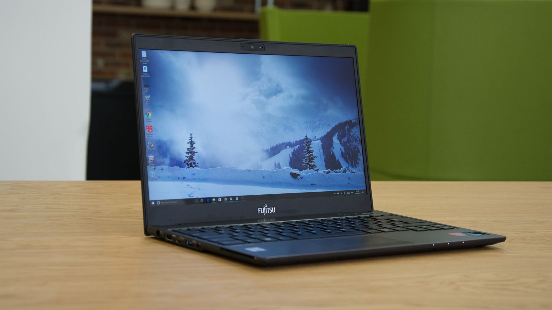 【超格安出品】✨ 富士通lifebook u series u937✨✨ Fujitsu Lifebook U937 laptop review - Tech Advisor