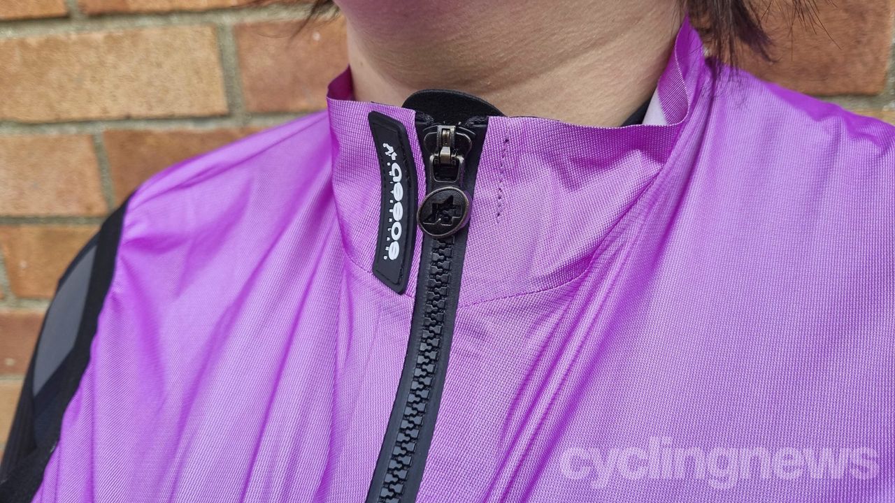 Assos Dyora RS Rain Vest
