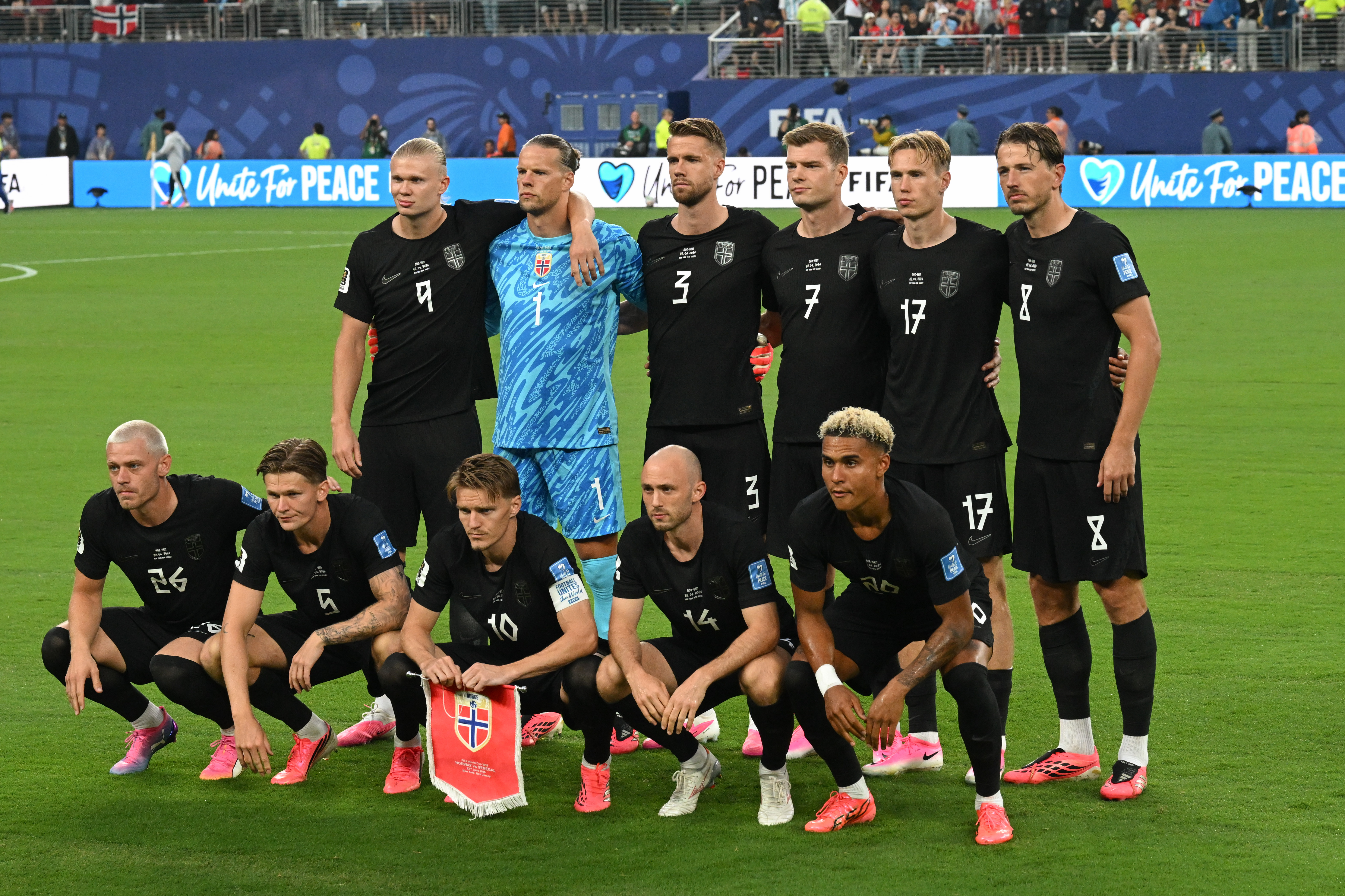 EAST RUTHERFORD, NEW JERSEY - JUNE 22: Norway starting eleven prior to playing Senegal during a FIFA World Cup 2026 Group I match at New York New Jersey Stadium on June 22, 2026 in East Rutherford, New Jersey. (Photo by Howard Smith/ISI Photos/ISI Photos via Getty Images)