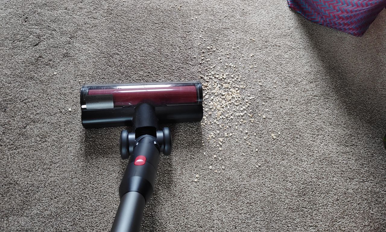 roborock dyad pro combo on carpet