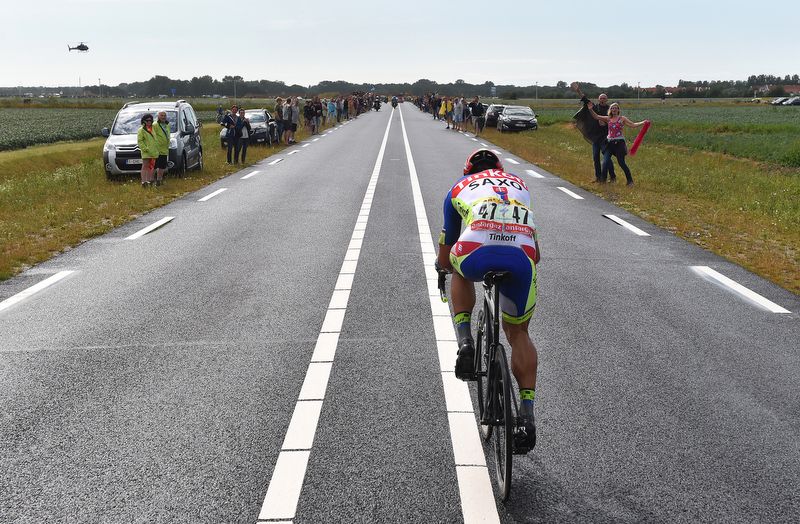 Peter Sagan chases back on