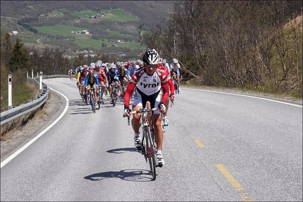 A Tyrol Team rider goes on the attack.