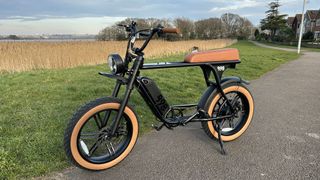 Halfords B98 Electric Hybrid Bike